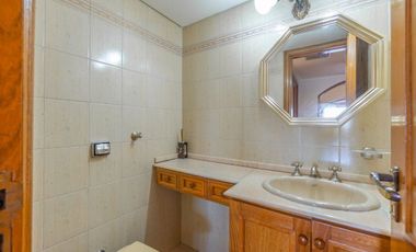 SEMIPISO EN VENTA LOMAS DE ZAMORA 4 DORMITORIOS