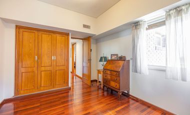 SEMIPISO EN VENTA LOMAS DE ZAMORA 4 DORMITORIOS