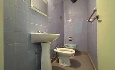 VENTA OFICINA APTO VIVIENDA PISO 18 OPCION COCHERA