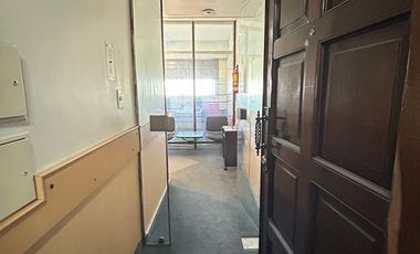 VENTA OFICINA APTO VIVIENDA PISO 18 OPCION COCHERA