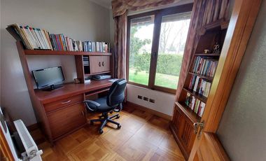 Amplia y entretenida casa 5 dormitorios