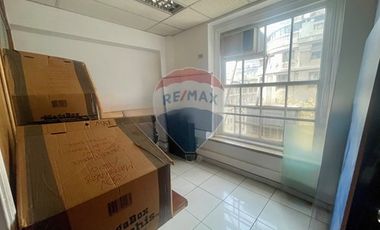 Amplia y luminosa Oficina