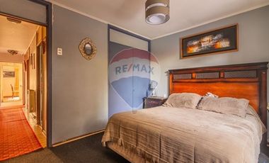 Hermosa casa en Villa Macul, minutos metro Quilin