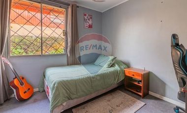 Hermosa casa en Villa Macul, minutos metro Quilin