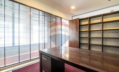 ¡Arrienda Dúplex Comercial en Av. del Valle!