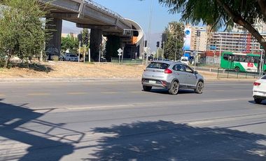 Venta de casa en Aquelarre 4d 2b 3e 1b, Sn Joaquin