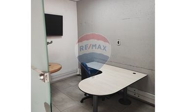 Moderno Edificio Corporativo - Metro Los Héroes