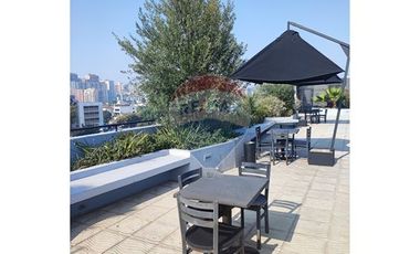 Moderno Edificio Corporativo - Metro Los Héroes