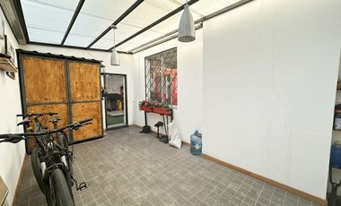 En Venta Casa Remodelada, Av. Bilbao, Providencia