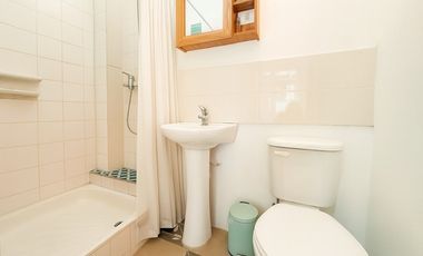 En Venta Casa Remodelada, Av. Bilbao, Providencia