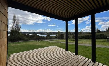 ARRIENDO CASA NUEVA PLAYA TEY - CASTRO