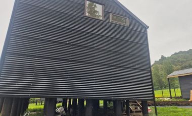 ARRIENDO CASA NUEVA PLAYA TEY - CASTRO