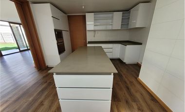 Oportunidad! hermosa casa mediterránea, Chamisero