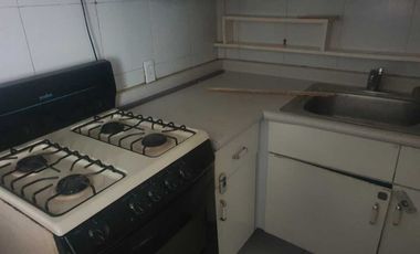 VENTA DE EDIFICIO ANZURES CON DEPARTAMENTOS PARA  REMODELAR
