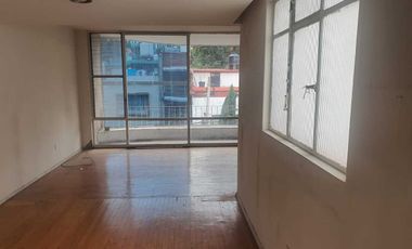 VENTA DE EDIFICIO ANZURES CON DEPARTAMENTOS PARA  REMODELAR