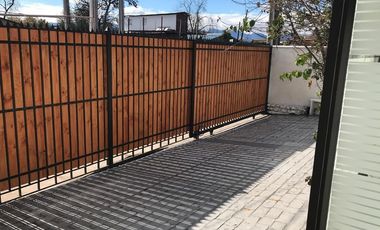 Propiedad  Servicios Profesionales/Instituciones