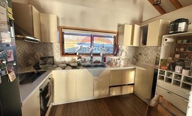 CASA EN PARCELA VISTA VOLCÁN Y LAGO VILLARRICA