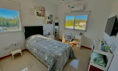 Venta Casa APTA CREDITO Barrio Santa Teresa Villanueva Tigre