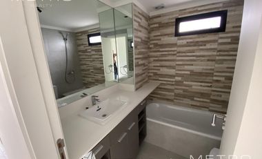 Departamento en Venta dos ambientes con cochera en Olivos