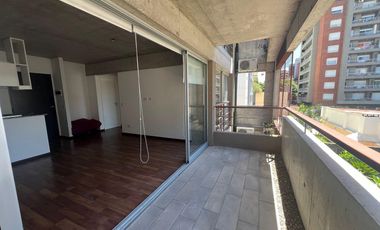 Departamento con cochera y terraza propia a la venta en San Fernando