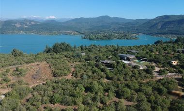 SE VENDE TERRENO 2.500M2 -LAS PATAGUAS LAGO COLBUN