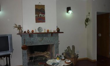 Casa en venta - 3 Dormitorios 3 Baños - Presidente Perón