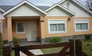 Casa en venta - 3 Dormitorios 3 Baños - Presidente Perón