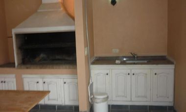 Casa en venta - 3 Dormitorios 3 Baños - Presidente Perón