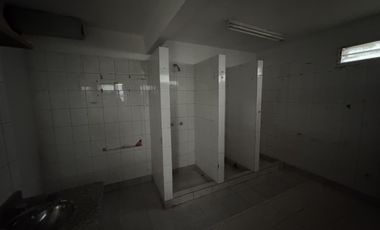Galpón en Alquiler - 890m2 Cubiertos - Parque Patricios - Mixtura 3