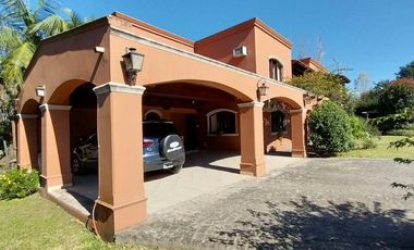 Casa en venta en Country Marcos Paz, Yerba Buena,