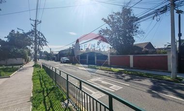 Casa con suelo ZU-6 La Cisterna