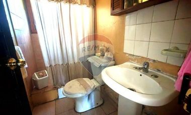 Casa con suelo ZU-6 La Cisterna