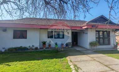 Casa con suelo ZU-6 La Cisterna