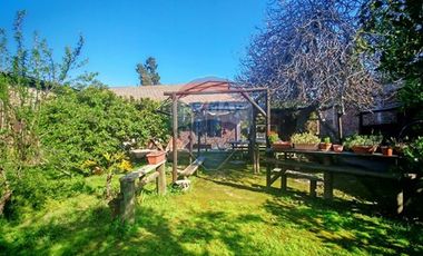 Casa con suelo ZU-6 La Cisterna