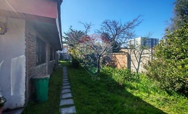 Casa con suelo ZU-6 La Cisterna