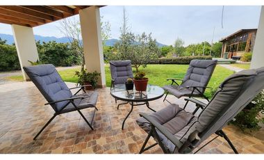 OPORTUNIDAD Arriendo Hermosa Casa Hijuelas