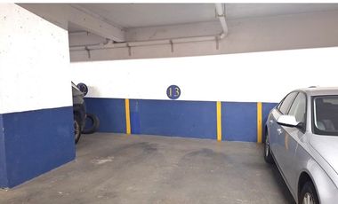 Estupendo estacionamiento en Los Leones