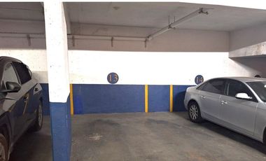 Estupendo estacionamiento en Los Leones