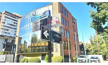 Estupendo estacionamiento en Los Leones