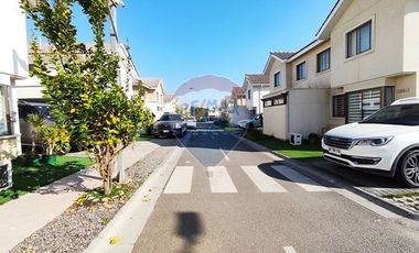 Casa en Condominio en  Venta en Padre Hurtado