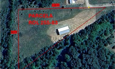 Parcela y Galpón,  Cerca de Lago Riñihue