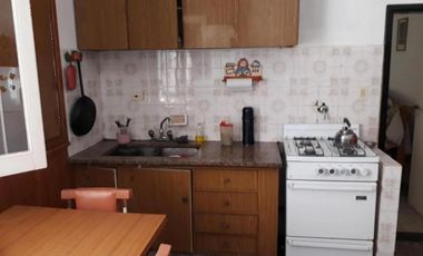 Casa en venta - 2 Dormitorios 1 Baño - 118Mts2 - Mar de Ajó