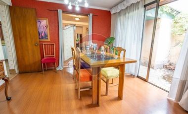 Amplia y luminosa casa en Brown Sur (656 m2)