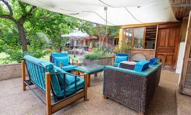 Amplia y luminosa casa en Brown Sur (656 m2)