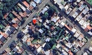 Casa a refaccionar en venta - 2 Dormitorios 1 Baño - Cochera - 353Mts2 - Manuel B Gonnet