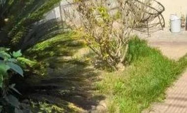 Casa a refaccionar en venta - 2 Dormitorios 1 Baño - Cochera - 353Mts2 - Manuel B Gonnet