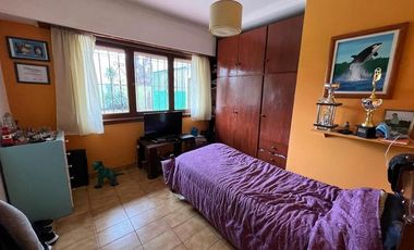 Chalet 5 ambientes con parque sobre lote de 462m2 en Eduardo Peralta Ramos y 12 de octubre