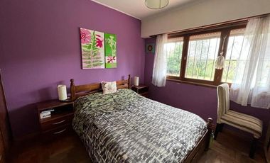 Chalet 5 ambientes con parque sobre lote de 462m2 en Eduardo Peralta Ramos y 12 de octubre