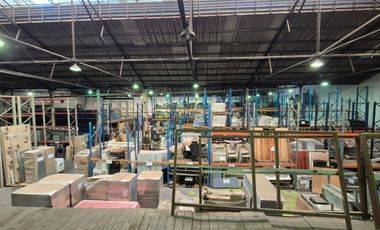 Depósito - Galpón 2600 m2.  en La Boca - ALQUILER