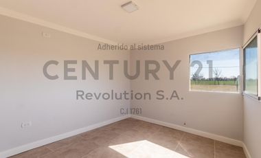 EN VENTA Casa 2 Dormitorios - Las Casuarinas - Ibarlucea